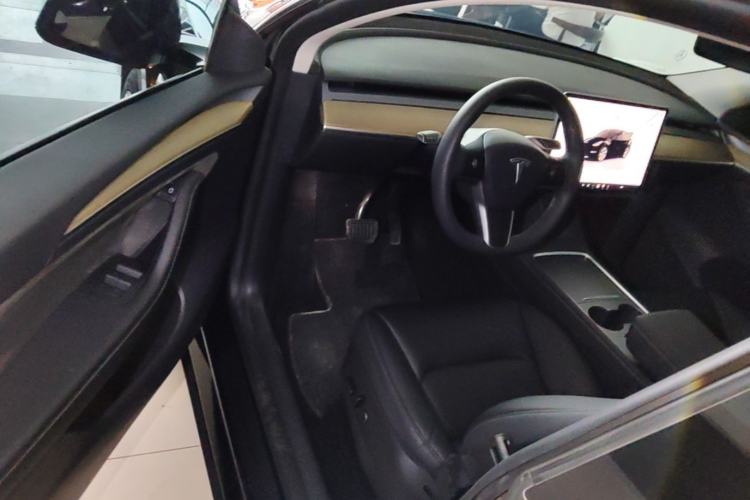 Used Tesla Model Y 2022 Revised Version Rear-Wheel Drive Driver Seat