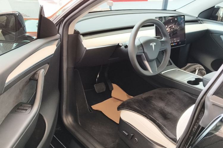 Used Tesla Model Y 2022 Revised Version Long-Range All-Wheel Drive Driver Seat