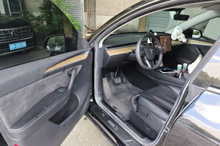 Used Tesla Model Y 2022 Revised Version Rear-Wheel Drive Driver Seat