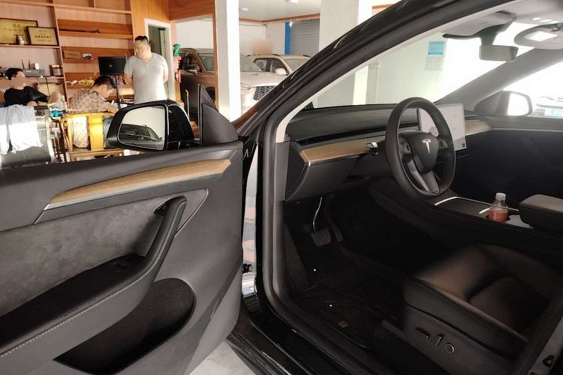 Used Tesla Model Y 2022 Rear-Wheel-Drive Version Driver Seat