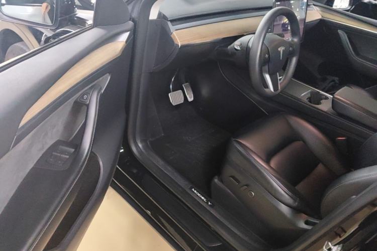 Used Tesla Model Y 2022 Revised Version Rear-Wheel Drive Driver Seat