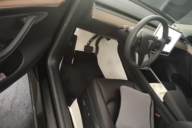 Used Tesla Model Y 2022 Revised Version Rear-Wheel Drive Driver Seat