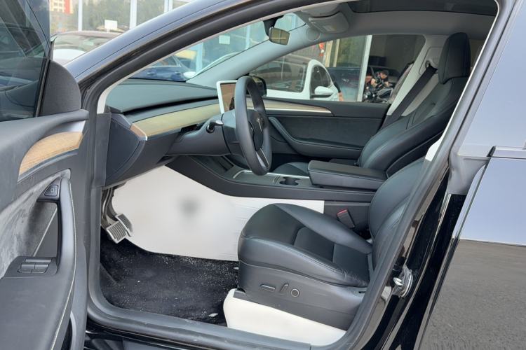 Used Tesla Model Y 2022 Revised Version Rear-Wheel Drive Driver Seat