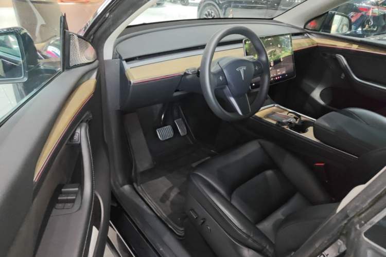 Used Tesla Model Y 2022 Revised Version Rear-Wheel Drive Driver Seat