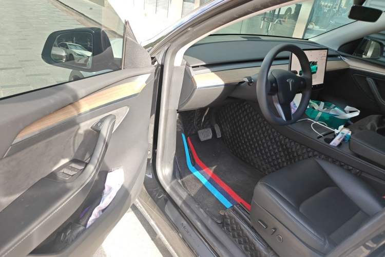 Used Tesla Model Y 2022 Rear-Wheel-Drive Version Driver Seat