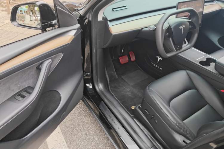 Used Tesla Model Y 2022 Revised Version Rear-Wheel Drive Driver Seat