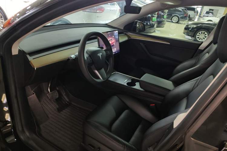 Used Tesla Model Y 2022 Revised Version Rear-Wheel Drive Driver Seat