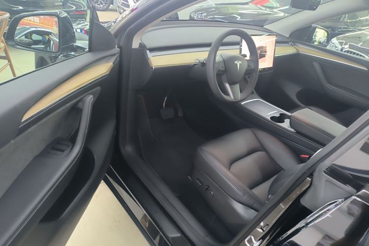 Used Tesla Model Y 2022 Revised Version Rear-Wheel Drive Driver Seat