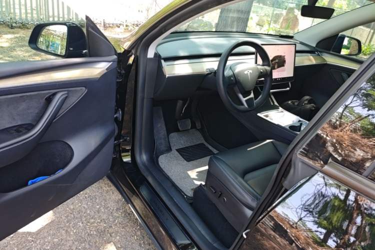 Used Tesla Model Y 2022 Revised Version Rear-Wheel Drive Driver Seat