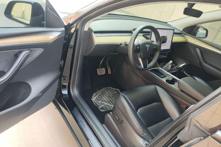 Used Tesla Model Y 2022 Revised Version Rear-Wheel Drive Driver Seat
