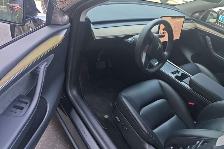Used Tesla Model Y 2022 Revised Version Rear-Wheel Drive Driver Seat