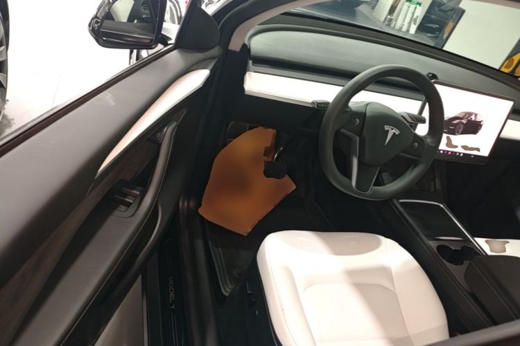 Used Tesla Model Y 2022 Revised Version Rear-Wheel Drive Driver Seat