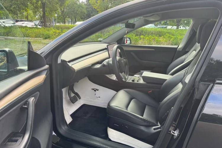 Used Tesla Model Y 2022 Revised Version Rear-Wheel Drive Driver Seat