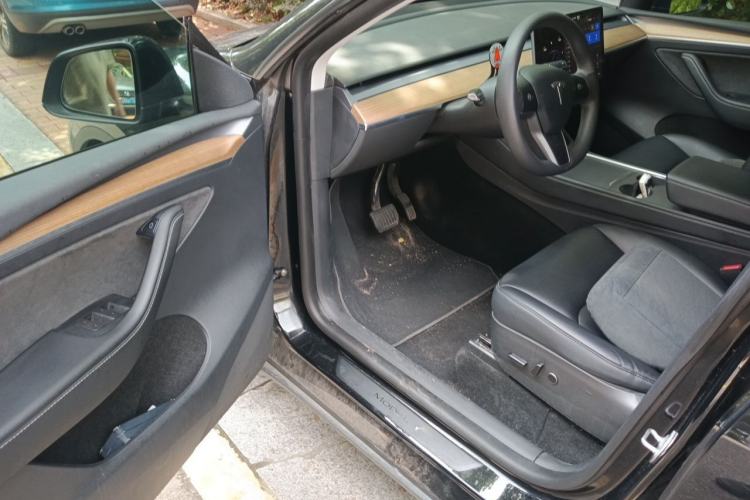 Used Tesla Model Y 2022 Revised Version Rear-Wheel Drive Driver Seat