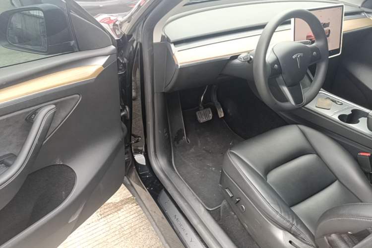 Used Tesla Model Y 2022 Revised Version Rear-Wheel Drive Driver Seat