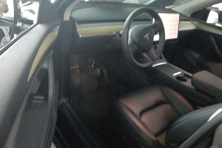Used Tesla Model Y 2022 Revised Version Rear-Wheel Drive Driver Seat