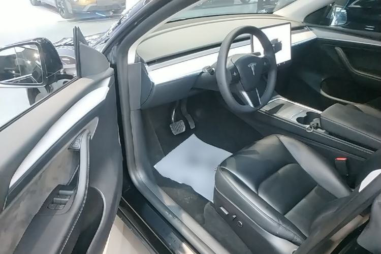 Used Tesla Model Y 2022 Revised Version Rear-Wheel Drive Driver Seat