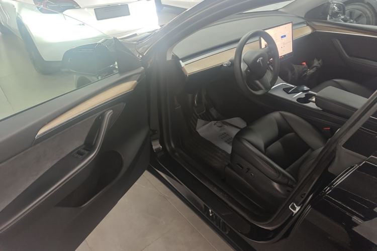 Used Tesla Model Y 2022 Revised Version Rear-Wheel Drive Driver Seat