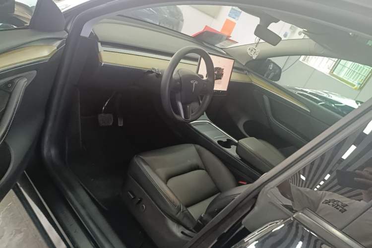 Used Tesla Model Y 2022 Rear-Wheel-Drive Version Driver Seat