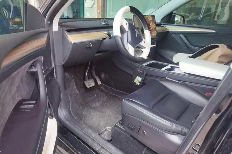 Used Tesla Model Y 2022 Revised Version Rear-Wheel Drive Driver Seat