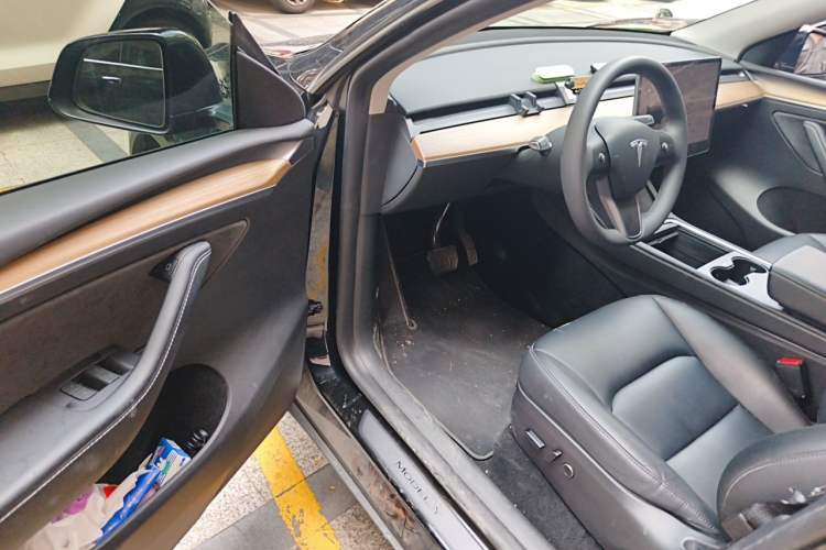 Used Tesla Model Y 2022 Revised Version Rear-Wheel Drive Driver Seat