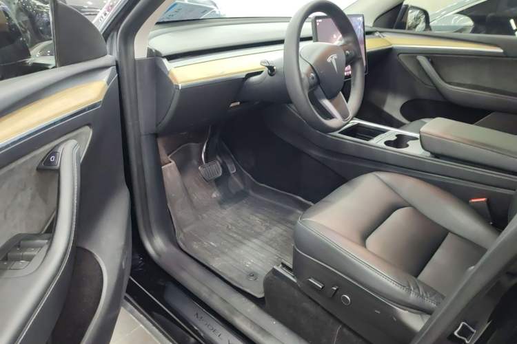 Used Tesla Model Y 2022 Revised Version Rear-Wheel Drive Driver Seat