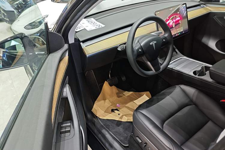 Used Tesla Model Y 2022 Revised Version Rear-Wheel Drive Driver Seat