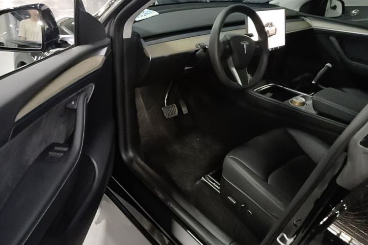 Used Tesla Model Y 2022 Revised Version Long-Range All-Wheel Drive Driver Seat