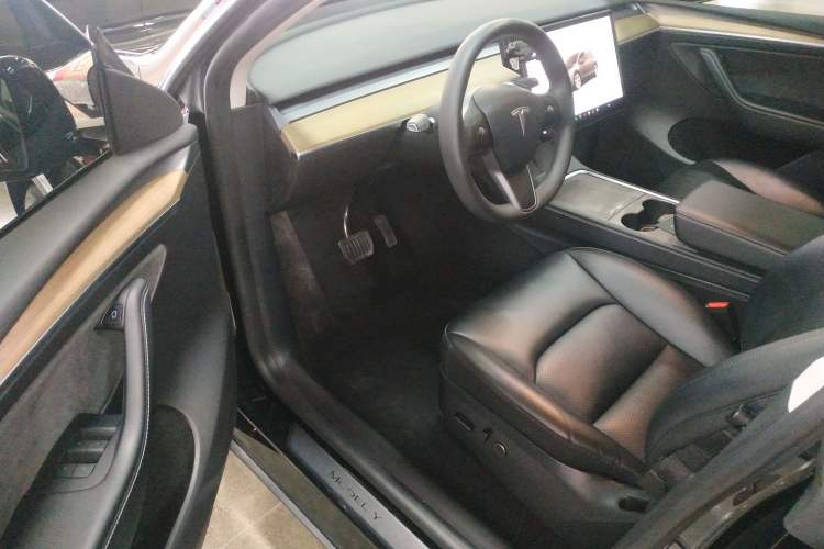 Used Tesla Model Y 2022 Revised Version Rear-Wheel Drive Driver Seat