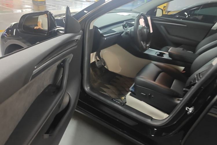 Used Tesla Model Y 2022 Revised Version Rear-Wheel Drive Driver Seat