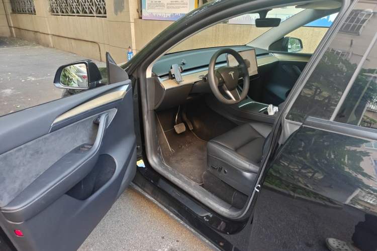 Used Tesla Model Y 2022 Revised Version Rear-Wheel Drive Driver Seat