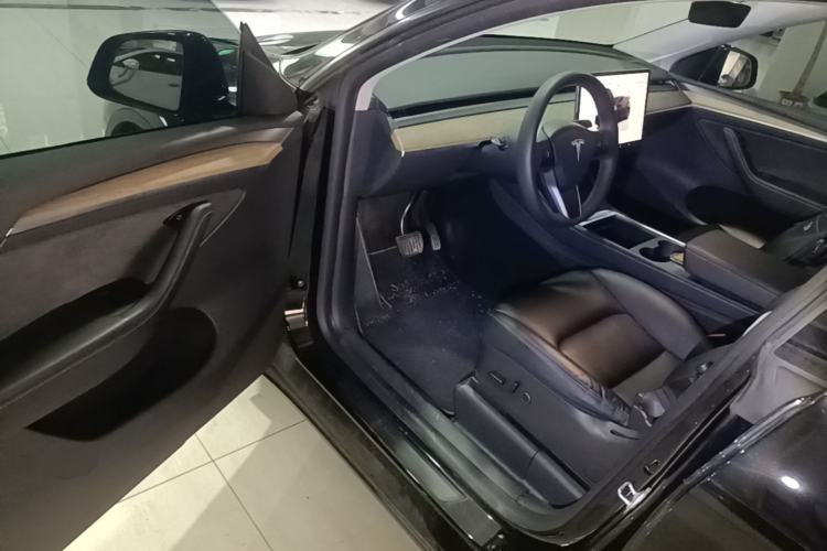 Used Tesla Model Y 2022 Rear-Wheel-Drive Version Driver Seat