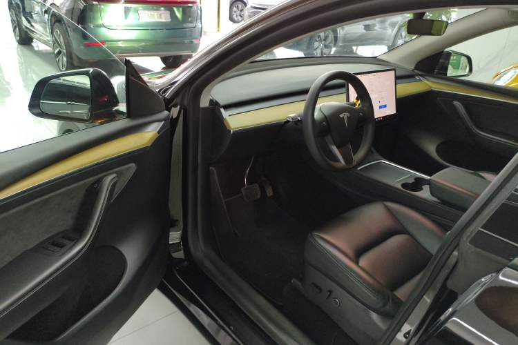 Used Tesla Model Y 2022 Revised Version Rear-Wheel Drive Driver Seat