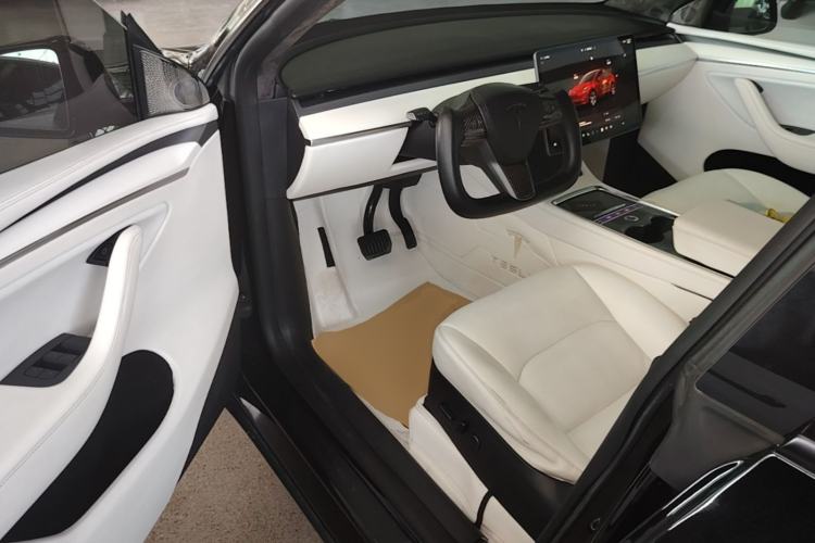 Used Tesla Model Y 2022 Revised Version Rear-Wheel Drive Driver Seat