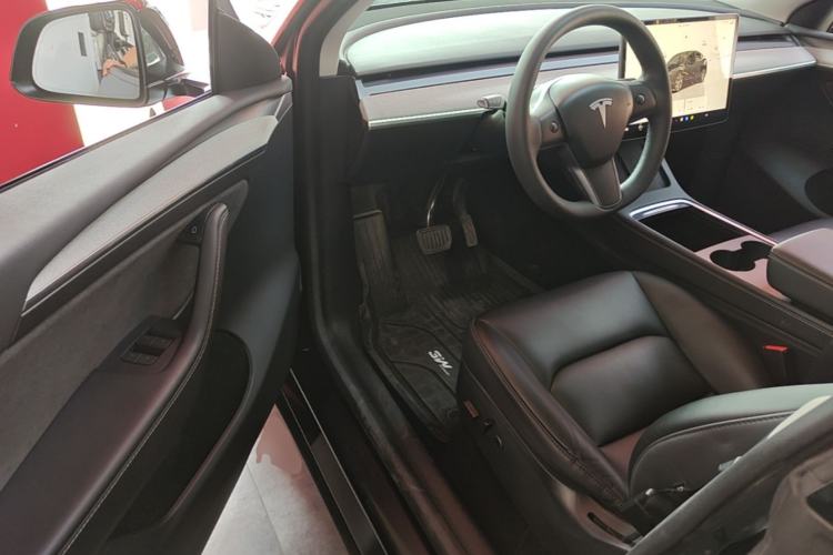 Used Tesla Model Y 2022 Revised Version Rear-Wheel Drive Driver Seat