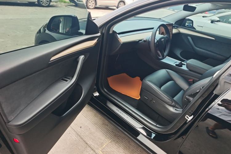 Used Tesla Model Y 2022 Revised Version Rear-Wheel Drive Driver Seat