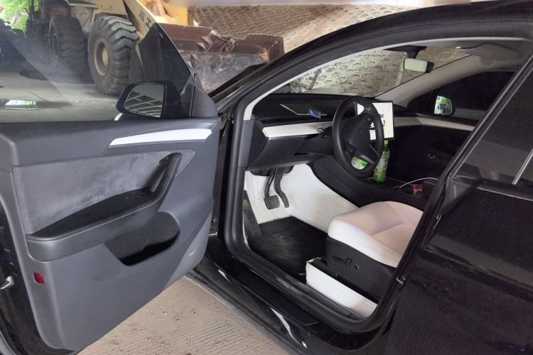 Used Tesla Model Y 2022 Revised Version Rear-Wheel Drive Driver Seat