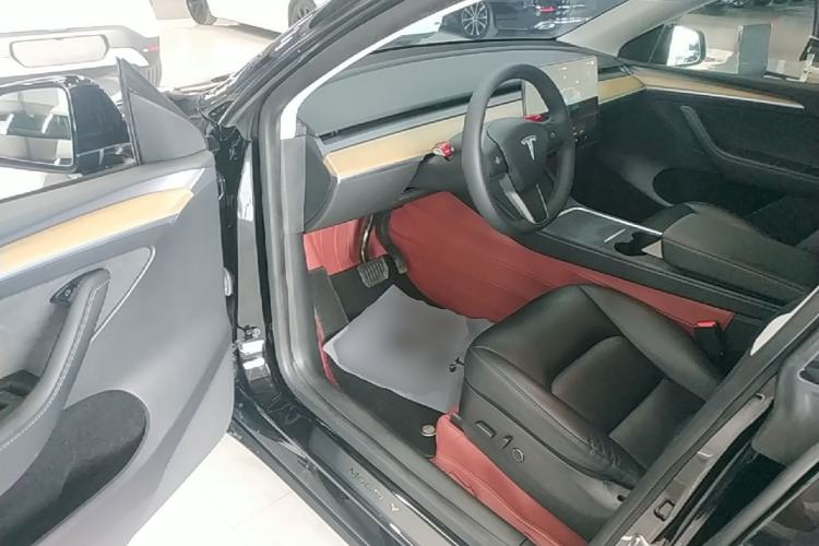 Used Tesla Model Y 2022 Rear-Wheel-Drive Version Driver Seat