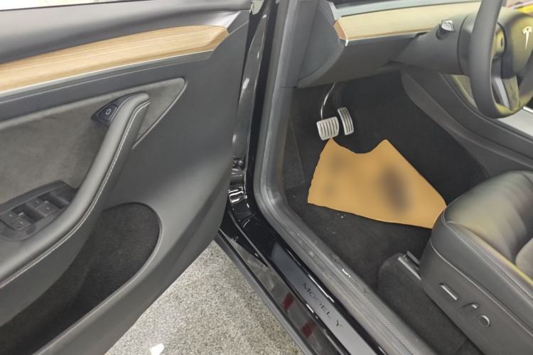 Used Tesla Model Y 2022 Rear-Wheel-Drive Version Driver Seat