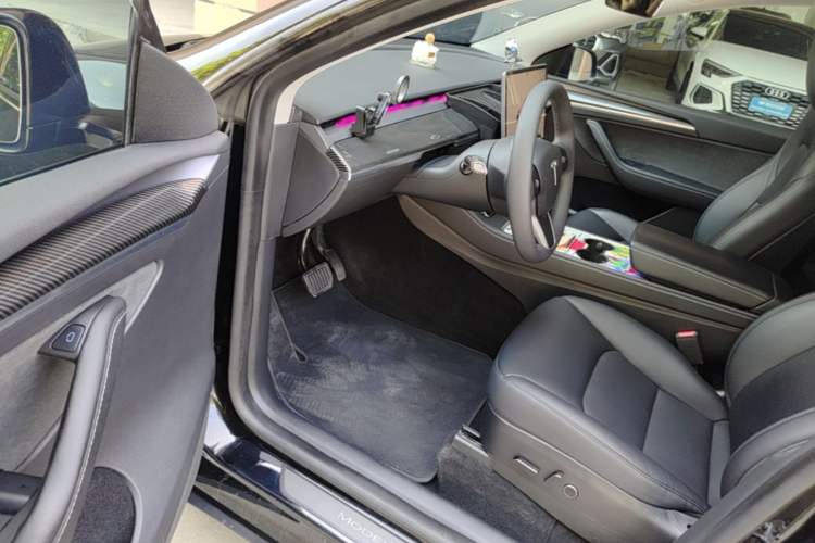 Used Tesla Model Y 2022 Revised Version Rear-Wheel Drive Driver Seat