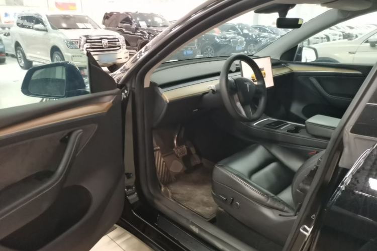 Used Tesla Model Y 2022 Revised Version Rear-Wheel Drive Driver Seat
