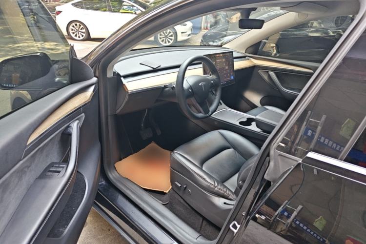 Used Tesla Model Y 2022 Rear-Wheel-Drive Version Driver Seat