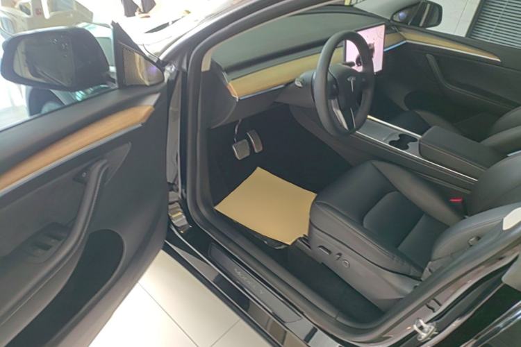 Used Tesla Model Y 2022 Revised Version Rear-Wheel Drive Driver Seat