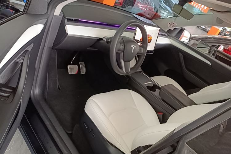 Used Tesla Model Y 2022 Revised Version Rear-Wheel Drive Driver Seat