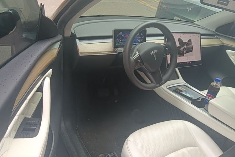 Used Tesla Model Y 2022 Rear-Wheel-Drive Version Driver Seat