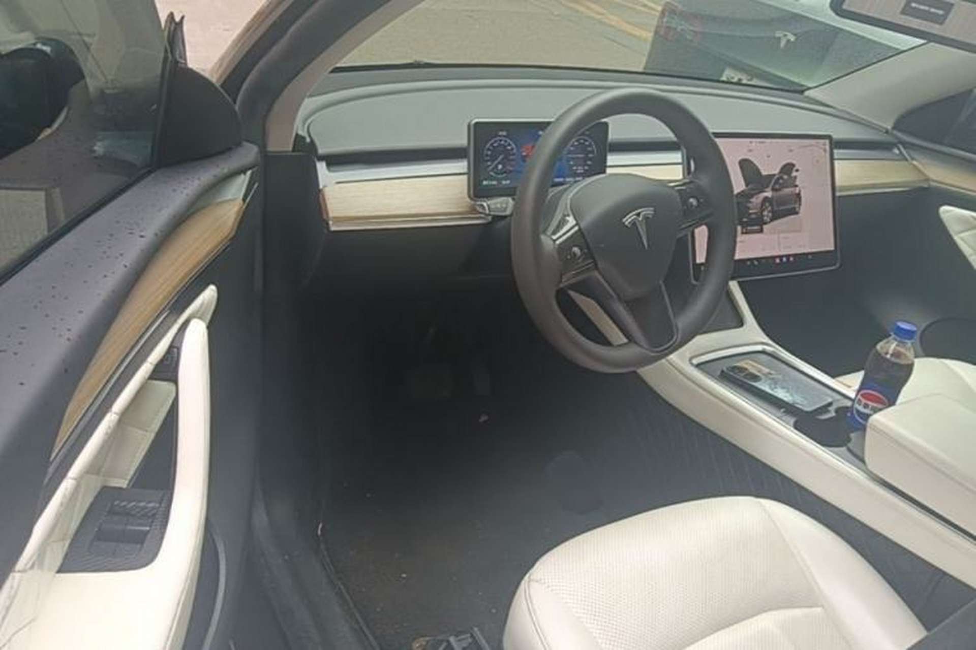 Used Tesla Model Y 2022 Rear-Wheel-Drive Version Driver Seat