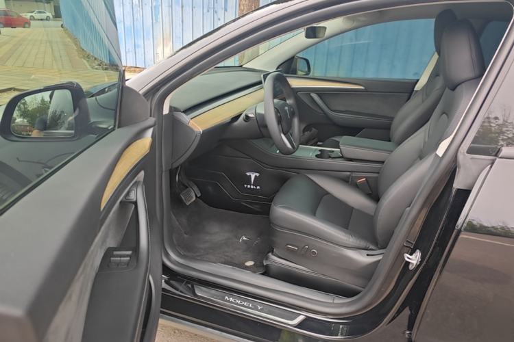 Used Tesla Model Y 2022 Revised Version Rear-Wheel Drive Driver Seat