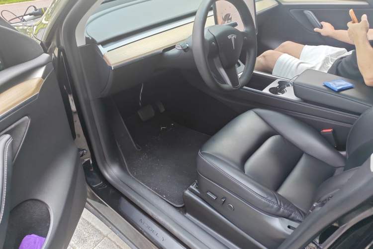Used Tesla Model Y 2022 Revised Version Rear-Wheel Drive Driver Seat