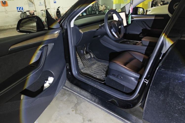 Used Tesla Model Y 2022 Revised Version Rear-Wheel Drive Driver Seat