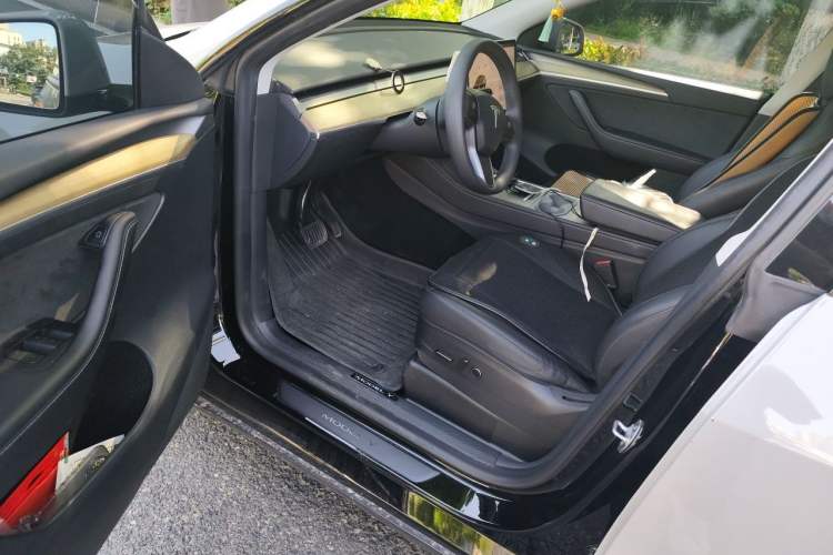 Used Tesla Model Y 2022 Revised Version Rear-Wheel Drive Driver Seat